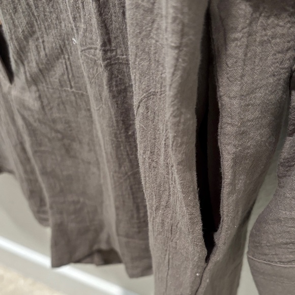 NEW Style Rack Womens Casual Tan Button Down Shirt - Picture 2 of 4